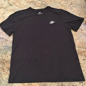 The Nike Tee, athletic cut